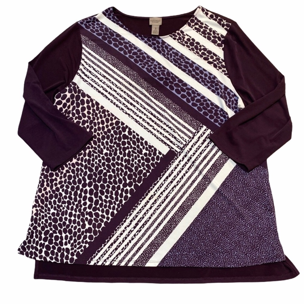🌺 Chico's Purple and White Patterned Tunic